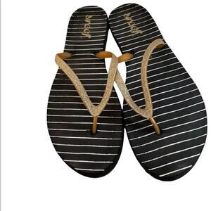 Reef black gold glitter sandals size 10-11 New without tag